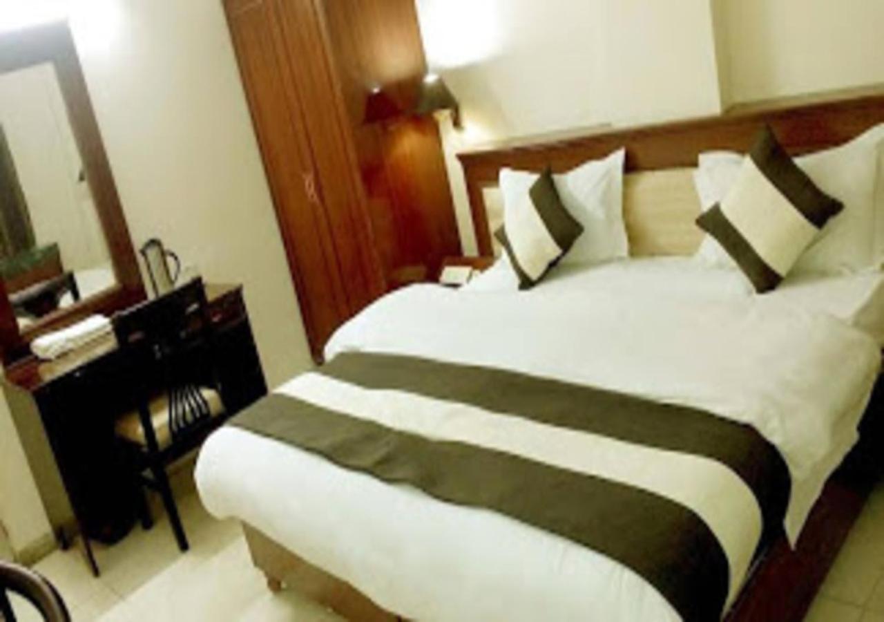 Nouva By Dcrest Hotel 2*
