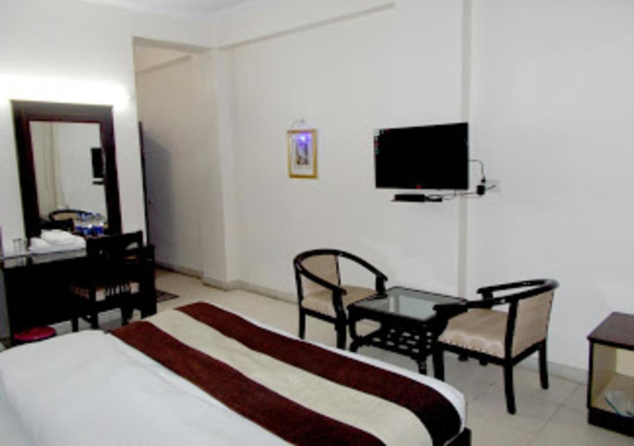 Hotel Nouva By Dcrest 2*